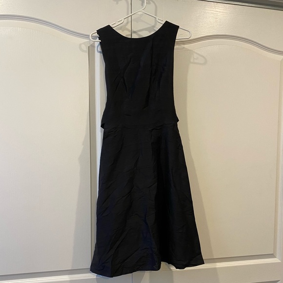 Black 100% silk Audrey Hepburn Type Dress - Picture 1 of 3